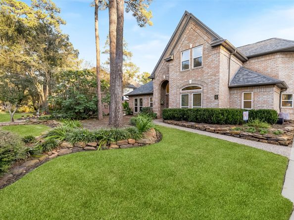 6 S Buck Ridge, The Woodlands TX 77381