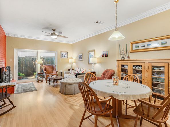 3627 Wakeforest Street, Houston TX 77098