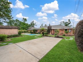 1506 Foxwood Road, Houston TX 77008