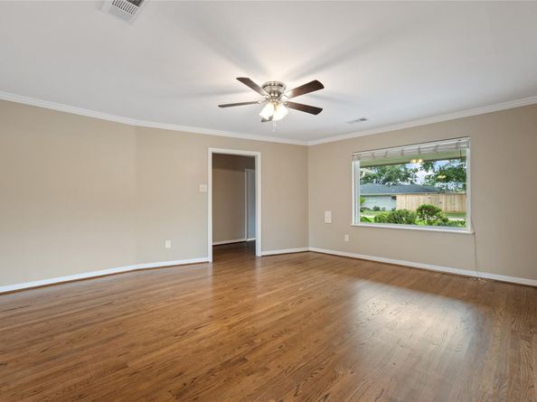 1506 Foxwood Road, Houston TX 77008