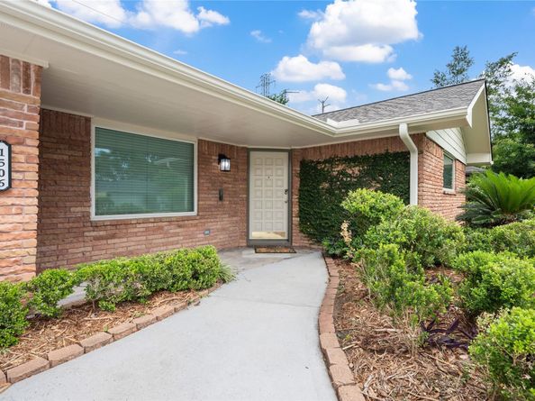 1506 Foxwood Road, Houston TX 77008