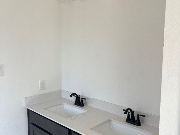 2310 Garden Arbor, Tomball TX 77375