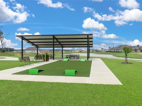 2310 Garden Arbor, Tomball TX 77375