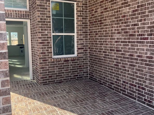 2310 Garden Arbor, Tomball TX 77375