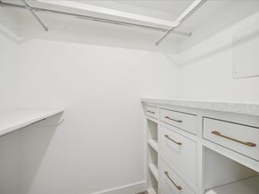 701 Bering Drive 1806, Houston TX 77057