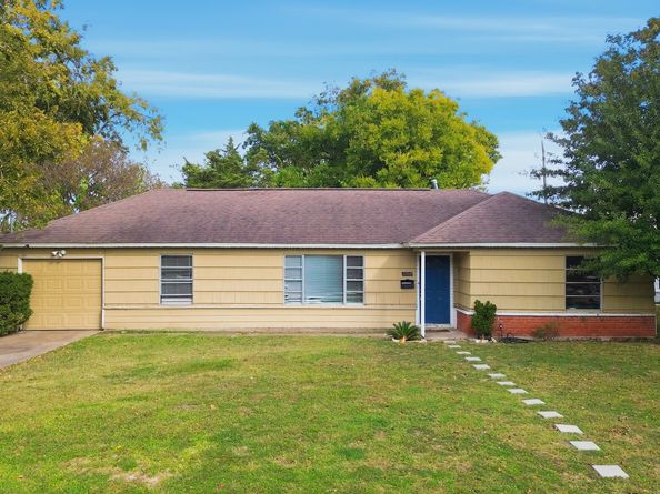 7702 Cedel Drive, Houston TX 77055