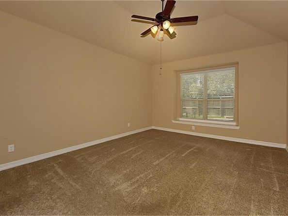 126 Hearthshire Circle, The Woodlands TX 77354