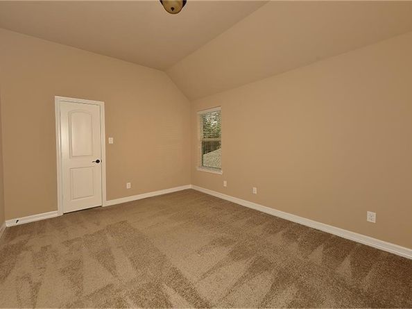 126 Hearthshire Circle, The Woodlands TX 77354