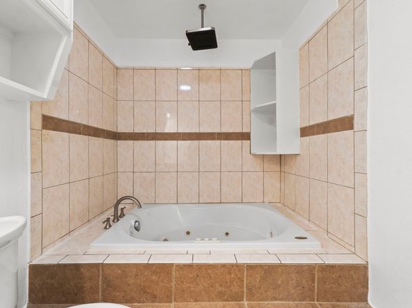 15526 Camino Del Sol Drive, Houston TX 77083