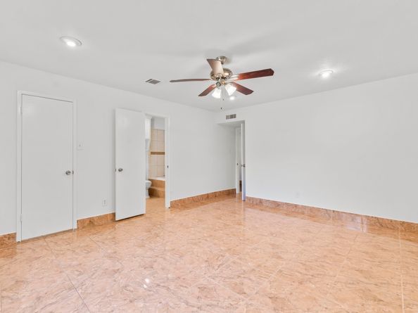 15526 Camino Del Sol Drive, Houston TX 77083