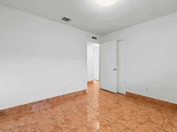 15526 Camino Del Sol Drive, Houston TX 77083