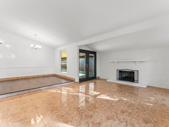 15526 Camino Del Sol Drive, Houston TX 77083