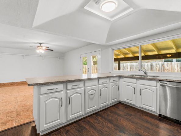 15526 Camino Del Sol Drive, Houston TX 77083