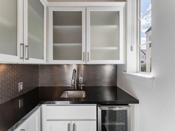 130 Gateway Park Place, The Woodlands TX 77380