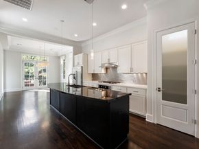 130 Gateway Park Place, The Woodlands TX 77380