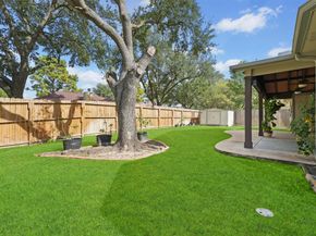 17922 Autumn Hills Drive, Houston TX 77084