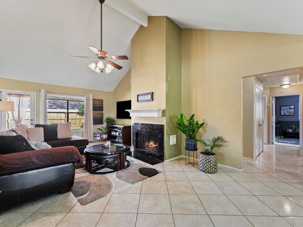 17922 Autumn Hills Drive, Houston TX 77084