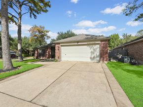 17922 Autumn Hills Drive, Houston TX 77084