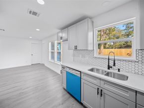 6319 Annunciation Street, Houston TX 77016