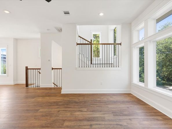 6725 Saint Augustine Street, Houston TX 77021