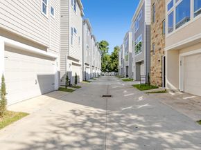 6725 Saint Augustine Street, Houston TX 77021