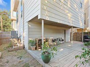 1105 W 21st Street A, Houston TX 77008