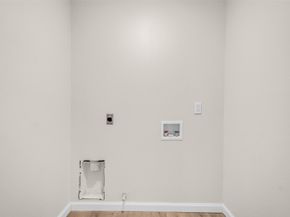 35 E Bigelow Oak Court Court, The Woodlands TX 77381