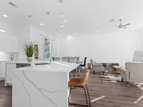 4013 ward Street, Houston TX 77021