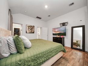 8349 Lenore Street, Houston TX 77017