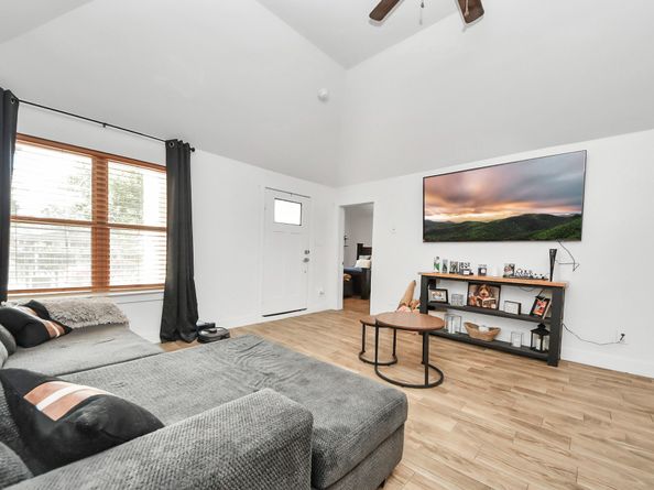 8349 Lenore Street, Houston TX 77017