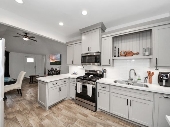 8349 Lenore Street, Houston TX 77017