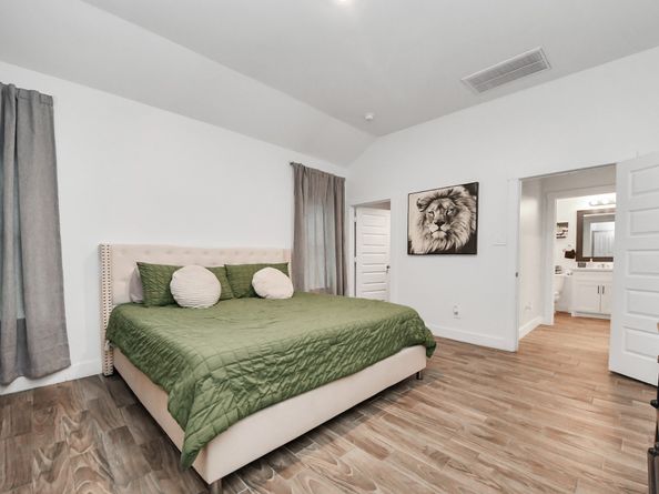 8349 Lenore Street, Houston TX 77017