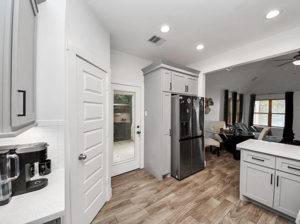 8349 Lenore Street, Houston TX 77017