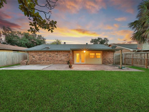 16810 Clan Macgregor Drive, Houston TX 77084