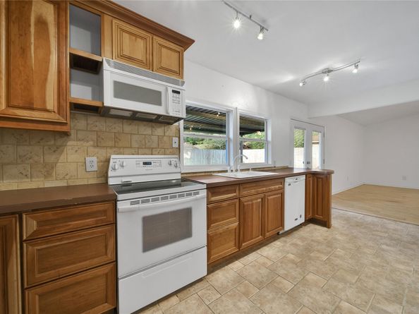 16810 Clan Macgregor Drive, Houston TX 77084