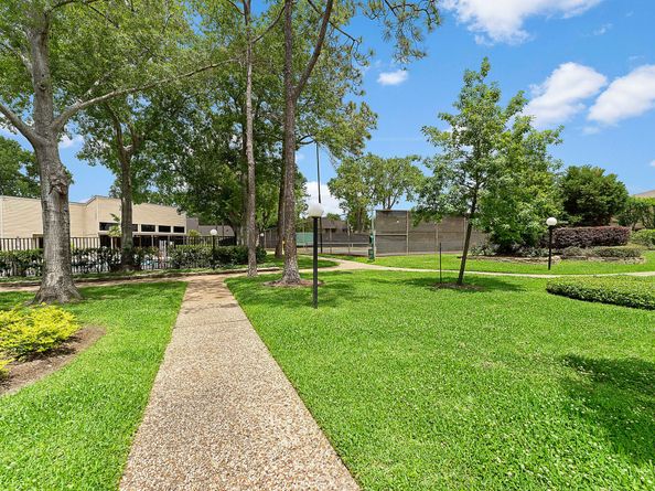 2419 Briarwest Boulevard, Houston TX 77077