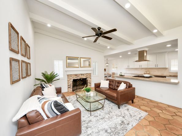 10150 Brinwood Drive, Houston TX 77043