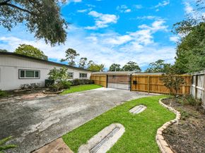 10150 Brinwood Drive, Houston TX 77043