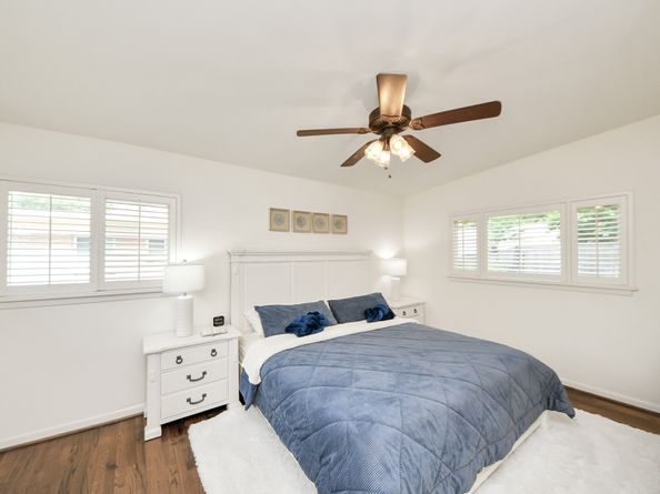 10150 Brinwood Drive, Houston TX 77043