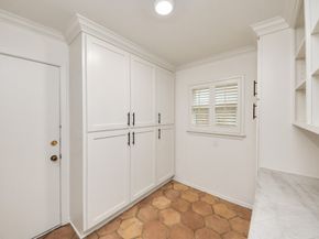 10150 Brinwood Drive, Houston TX 77043