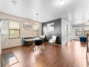 16918 Lake Willowby Lane, Houston TX 77044