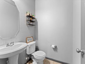 16918 Lake Willowby Lane, Houston TX 77044