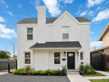 2806 Rosewood Street