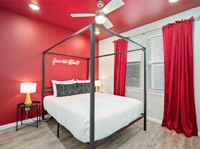 2806 Rosewood Street, Houston TX 77004