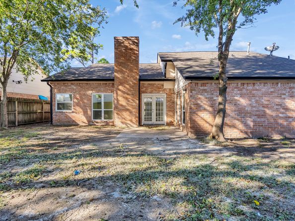 6303 Greenway Forest Lane, Houston TX 77088