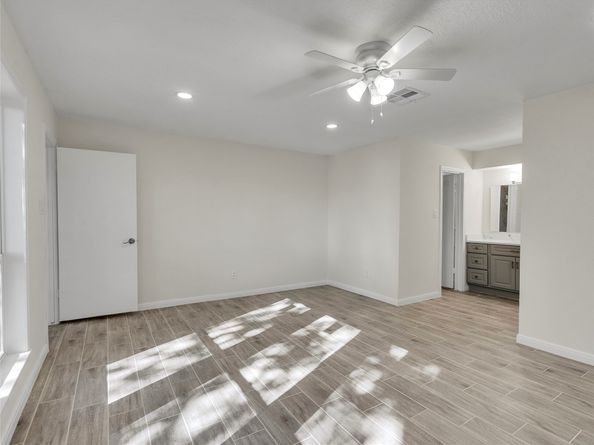 6303 Greenway Forest Lane, Houston TX 77088