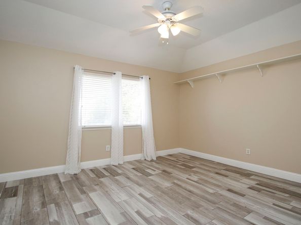 2 Sweet Birch Place, The Woodlands TX 77382