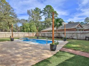 2 Sweet Birch Place, The Woodlands TX 77382