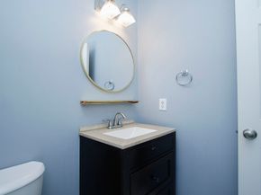 2 Sweet Birch Place, The Woodlands TX 77382