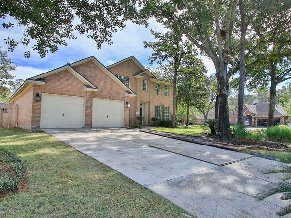 2 Sweet Birch Place, The Woodlands TX 77382